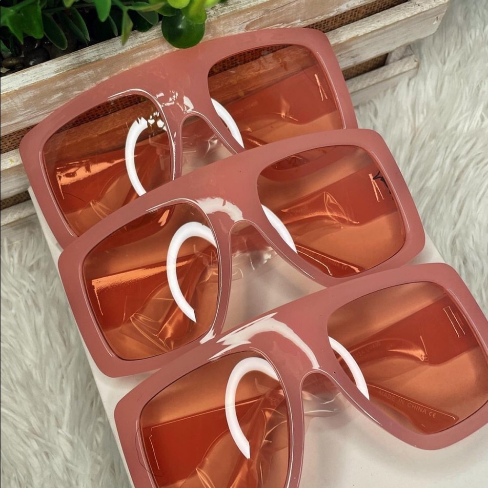 Sunglasses 🕶
